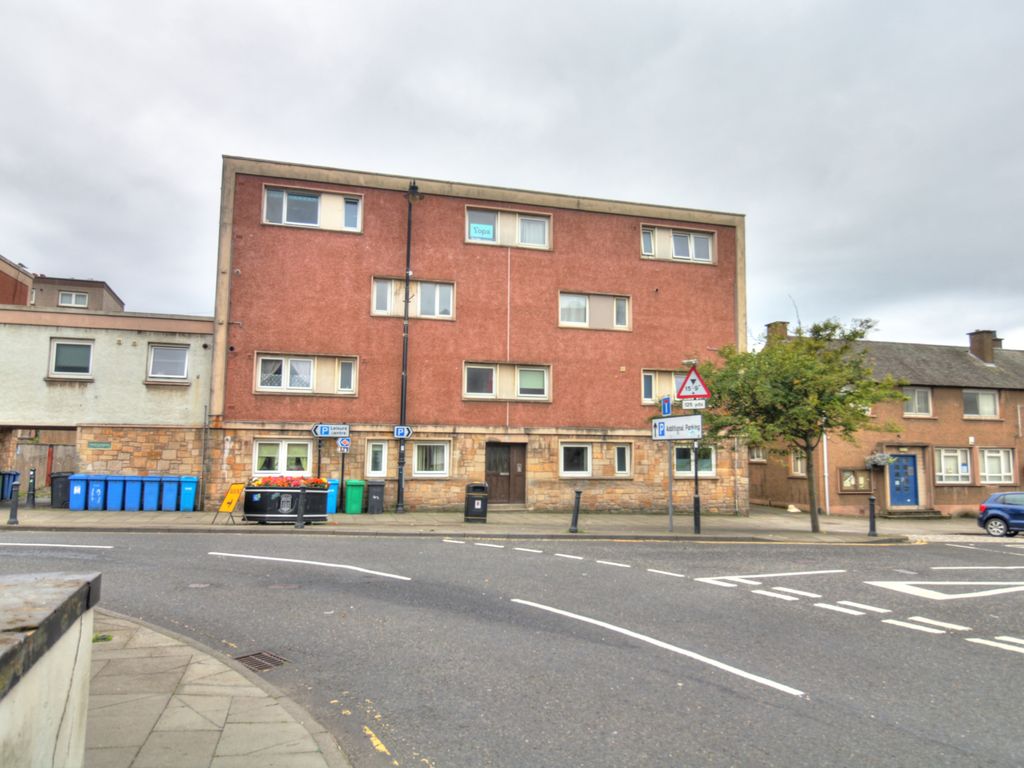 2 bed flat for sale in High Street, Burntisland KY3, £70,000