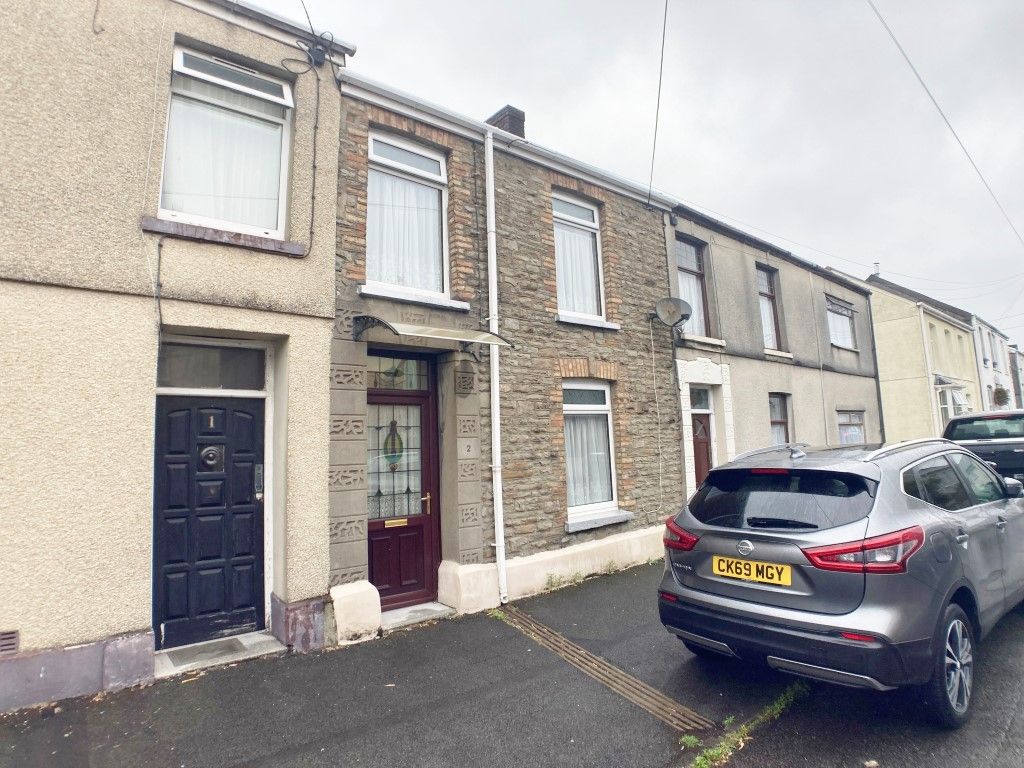 2 bed terraced house for sale in Glynllwchwr Road, Pontarddulais, Swansea SA4, £117,000
