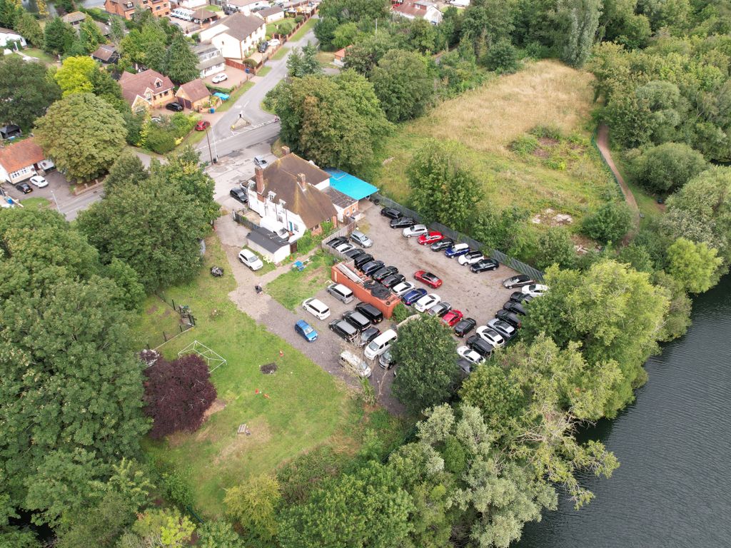 Retail premises for sale in 98-100 Welley Road, Wraysbury, Staines TW19, £3,750,000
