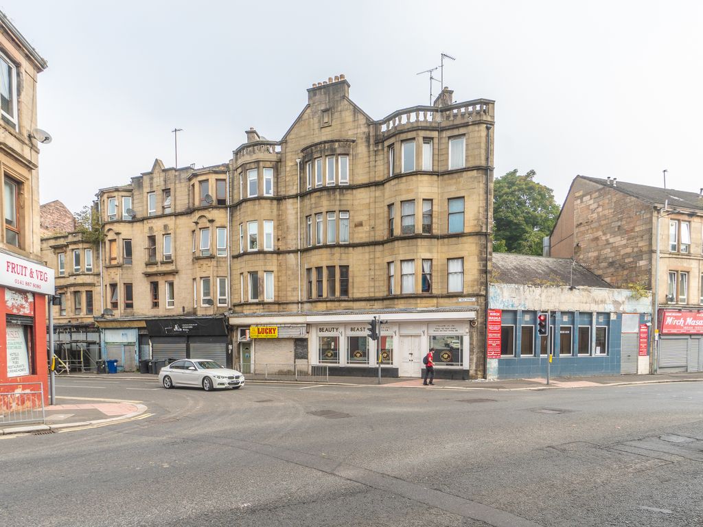 1 bed flat for sale in Well Street, Paisley PA1, £35,000