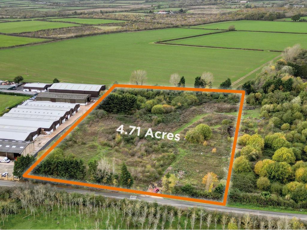 Land for sale in Welford Road, Long Marston, Stratford-Upon-Avon CV37, £2,000,000