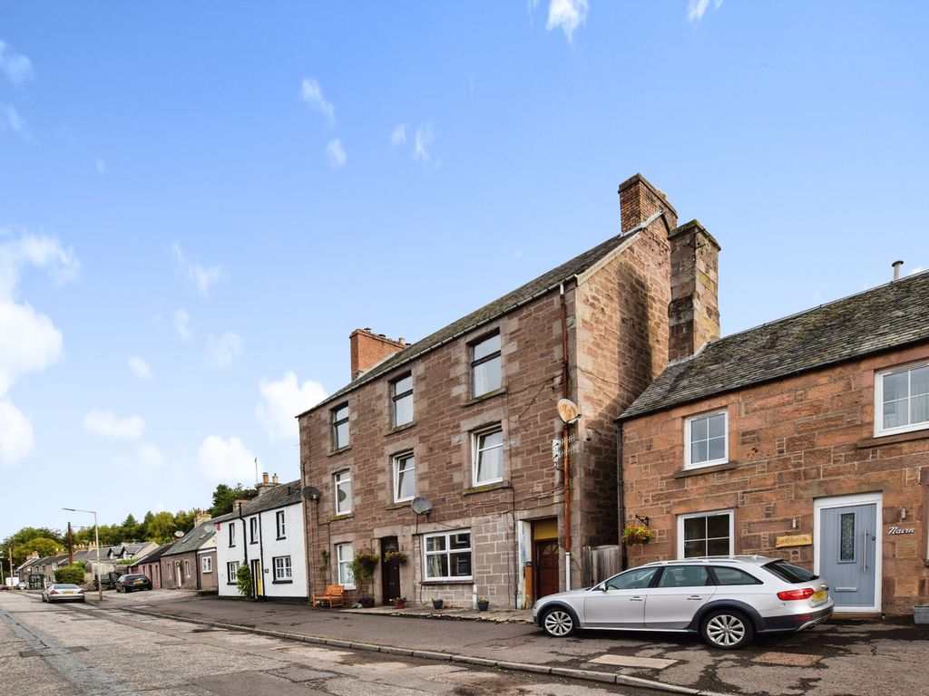 1 bed flat for sale in Main Street, Perth PH1, £75,000