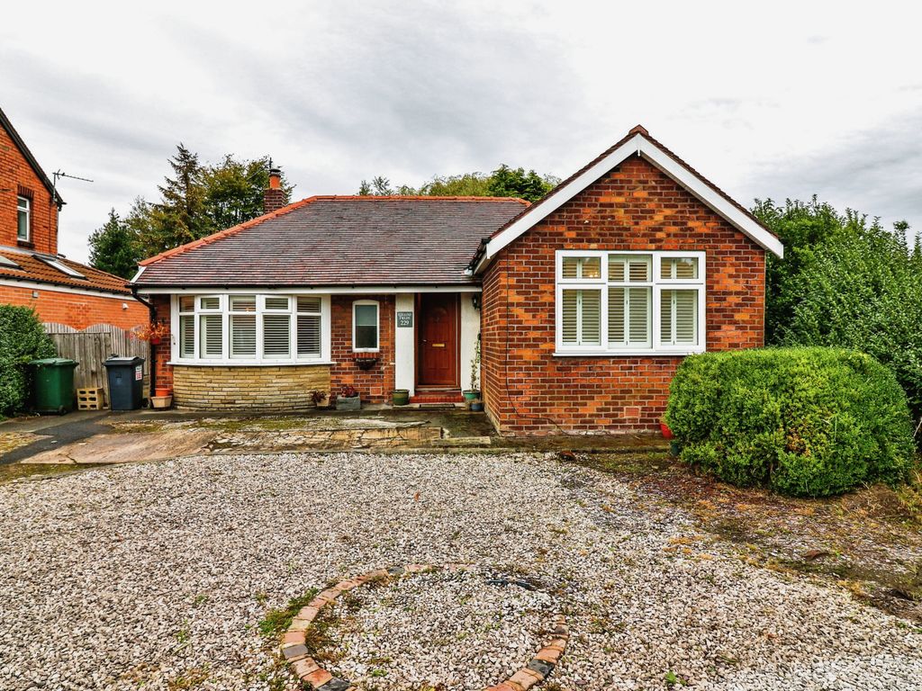 3 bed detached bungalow for sale in Southport Road, Southport PR8, £325,000