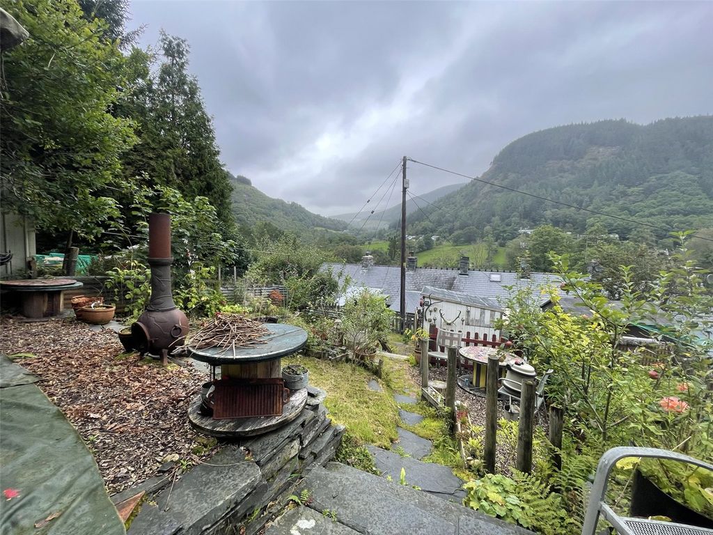 3 bed terraced house for sale in Braich Goch Terrace, Corris, Machynlleth, Gwynedd SY20, £192,000
