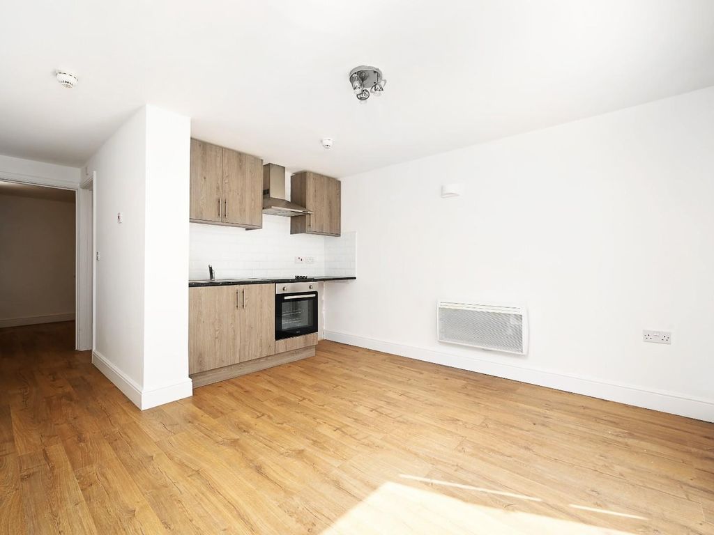 1 bed flat for sale in Edward Street, Brighton BN2, £190,000