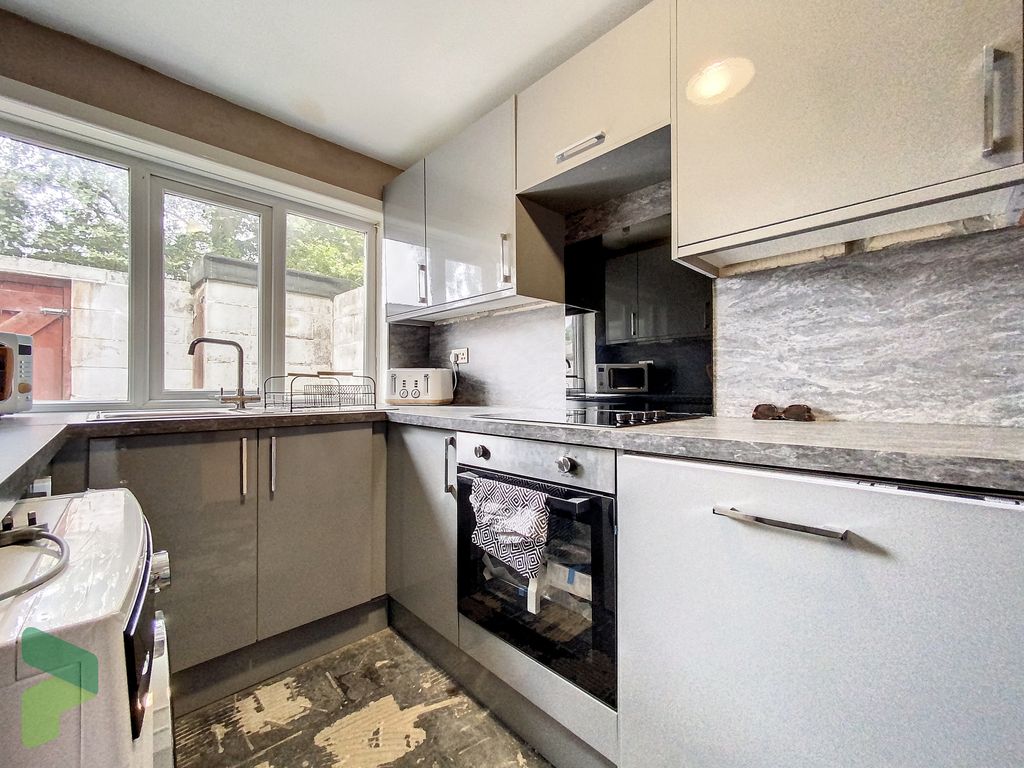 2 bed terraced house for sale in Lightbown Street, Darwen BB3, £98,500