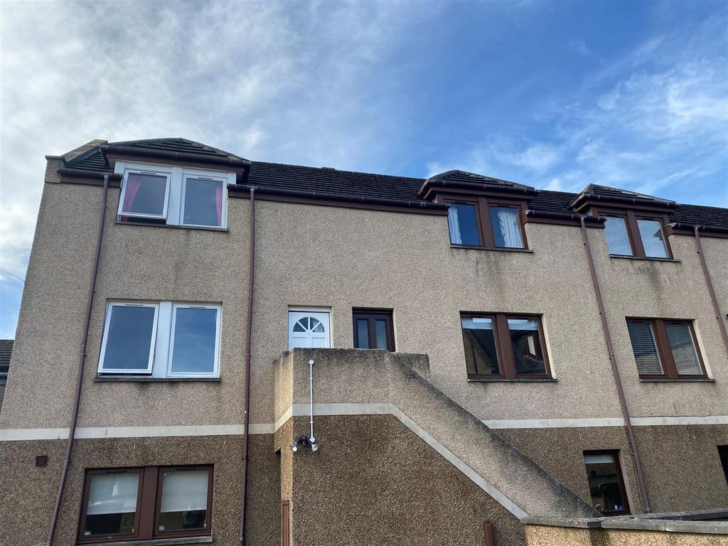 2 bed flat for sale in St. Mary's Court, South Street, Elgin IV30, £85,000