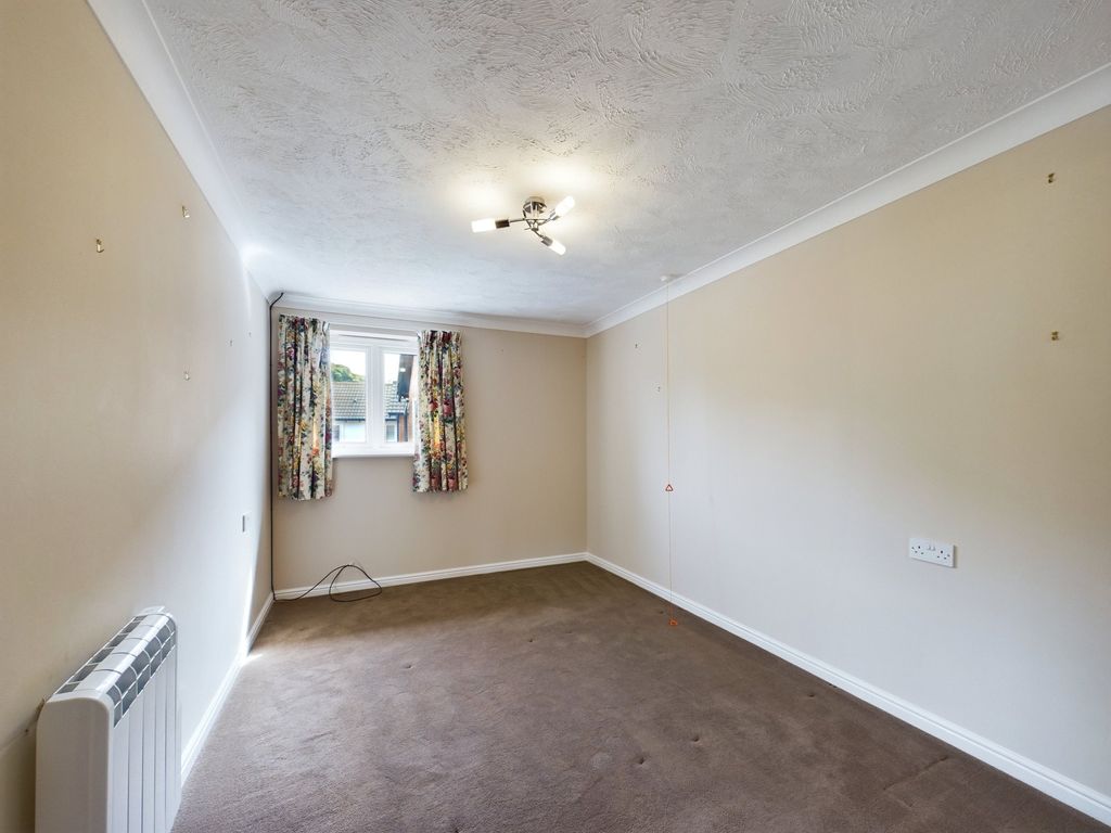 1 bed flat for sale in Dryden Court, Dryden Road, Low Fell, Gateshead NE9, £45,000
