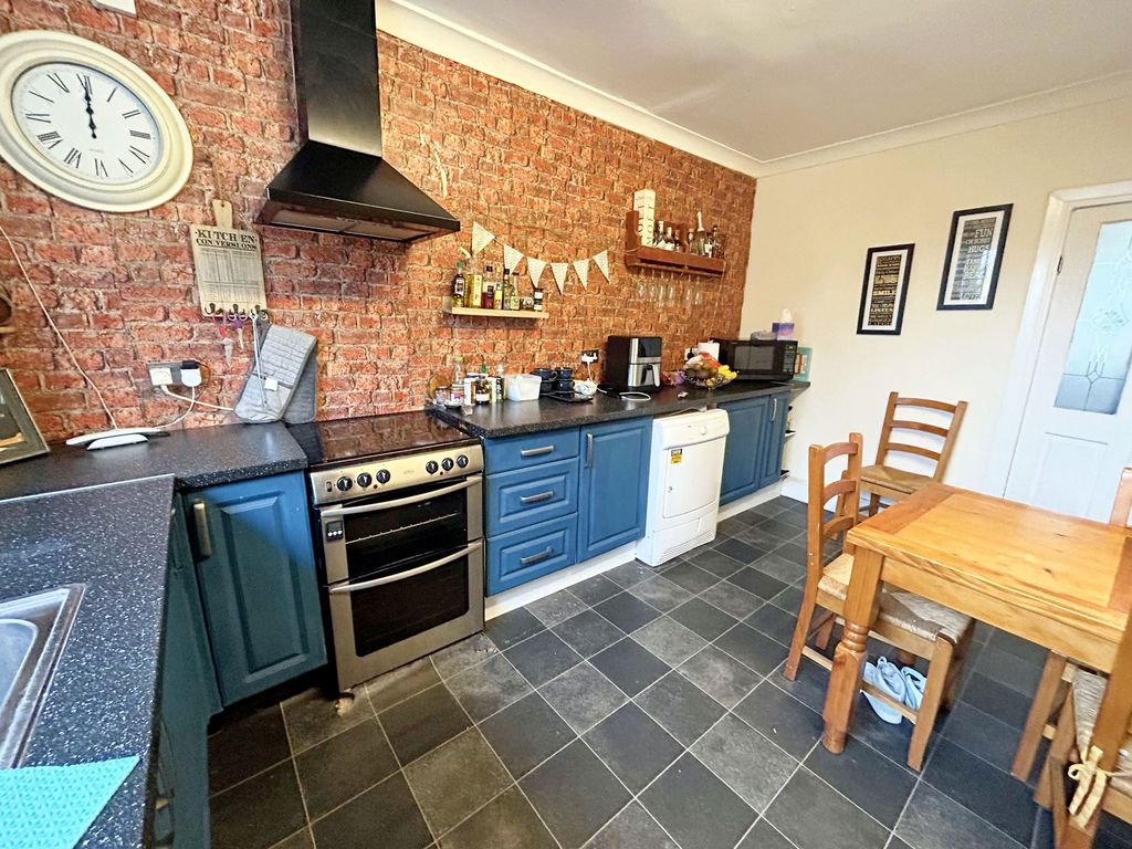 3 bed terraced house for sale in Milbank Terrace, Station Town, Wingate TS28, £80,000