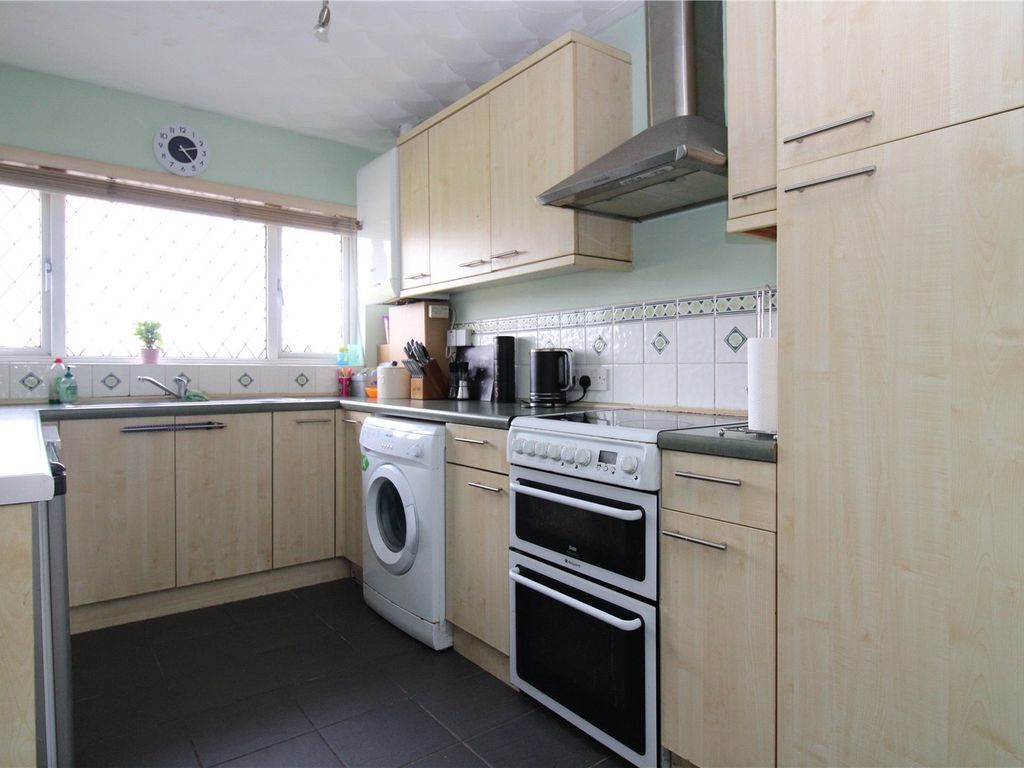 1 bed flat for sale in Whilestone Way, Swindon, Wiltshire SN3, £160,000