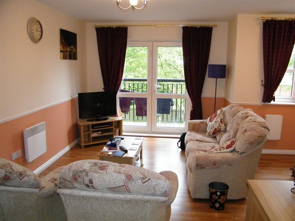 2 bed flat for sale in Breccia Gardens, St. Helens WA9, £75,000