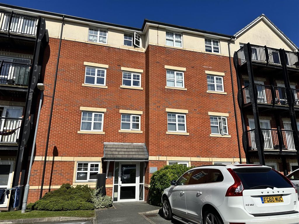 2 bed flat for sale in Breccia Gardens, St. Helens WA9, £75,000