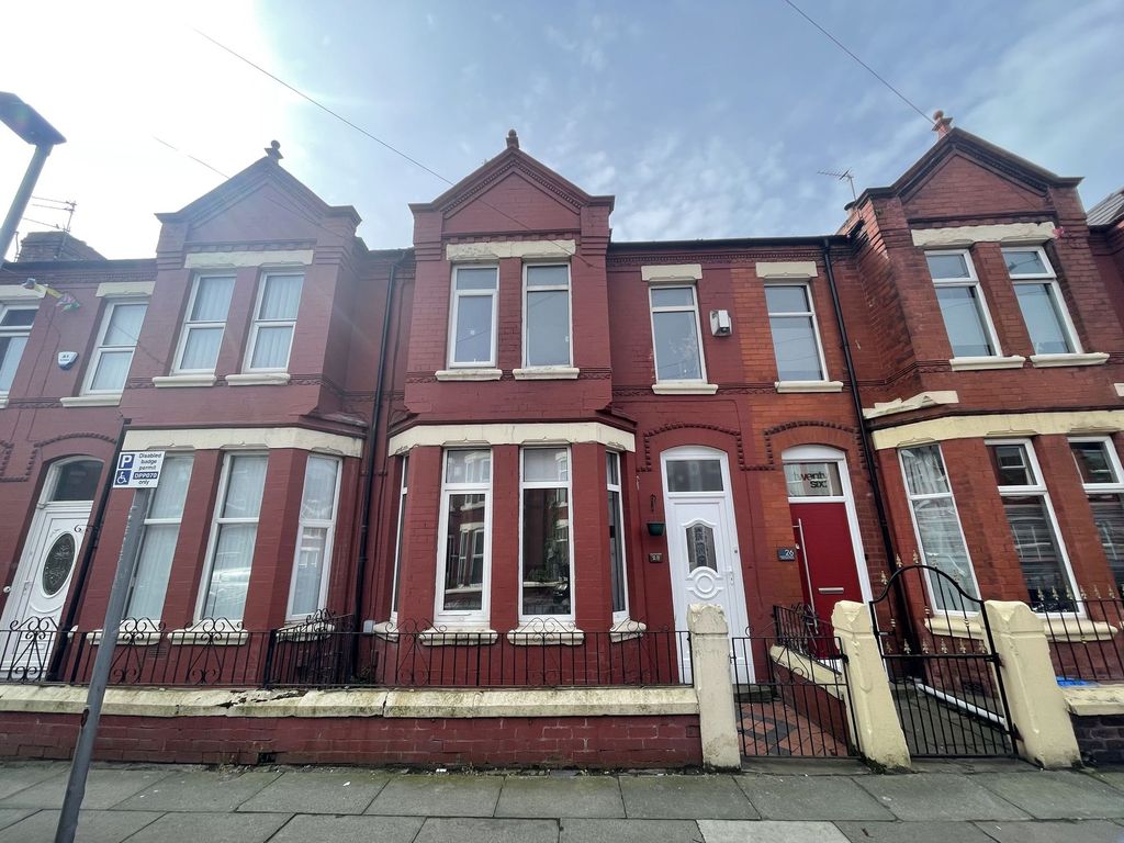 3 bed terraced house for sale in Molyneux Road, Waterloo L22, £144,000