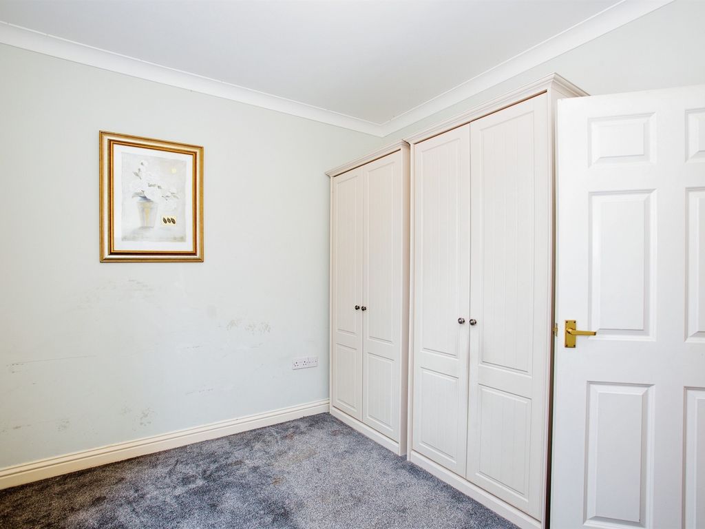 1 bed flat for sale in The Arena, Hendford, Yeovil BA20, £90,000