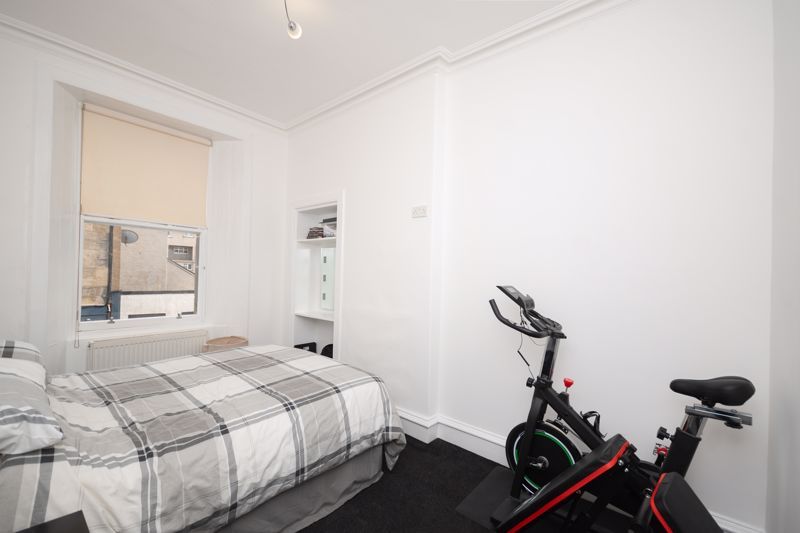 2 bed flat for sale in Portobello High Street, Edinburgh EH15, £185,000