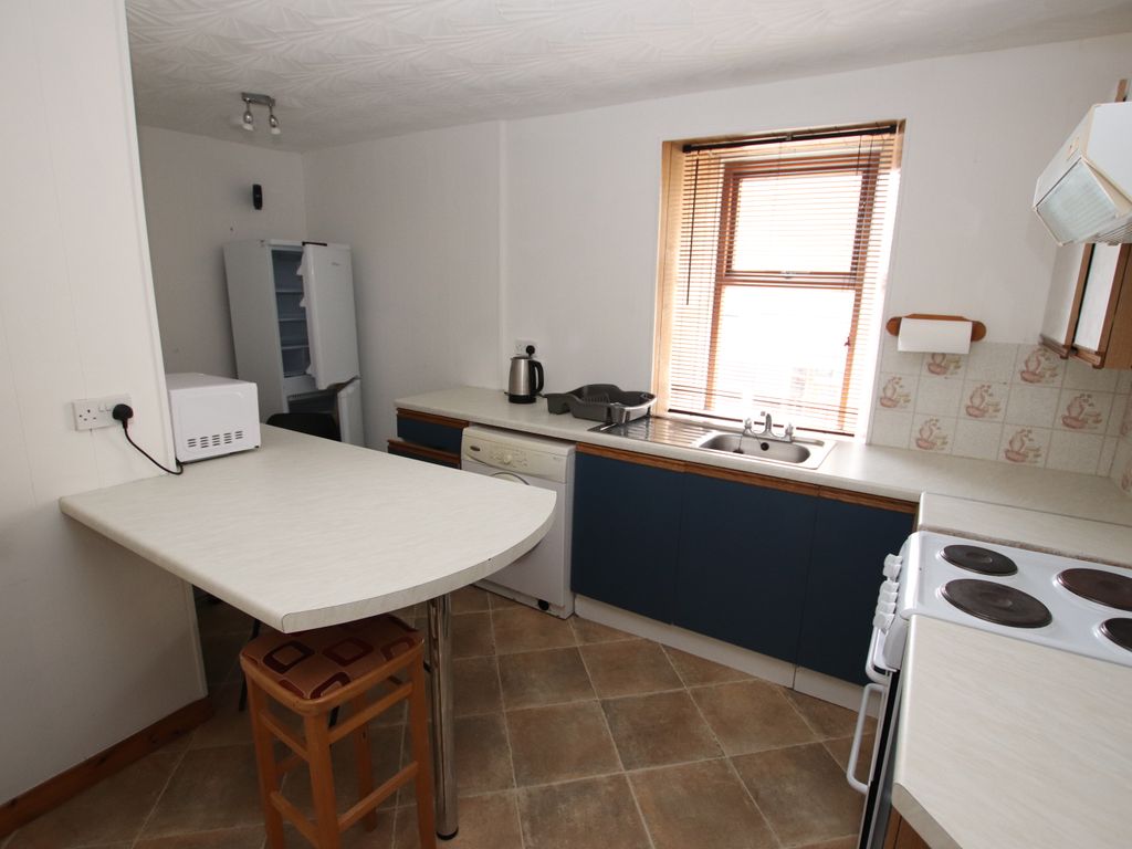 2 bed flat for sale in Mid Street, Keith AB55, £45,000