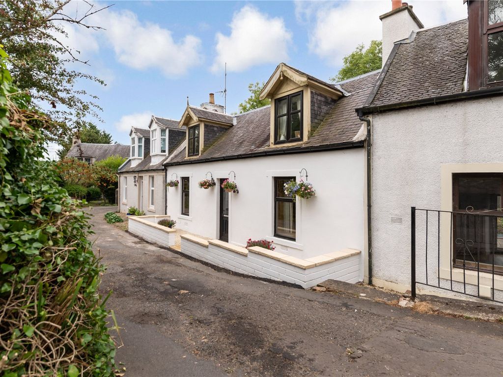 2 bed terraced house for sale in Townend, Kilmaurs, Kilmarnock, East Ayrshire KA3, £140,000