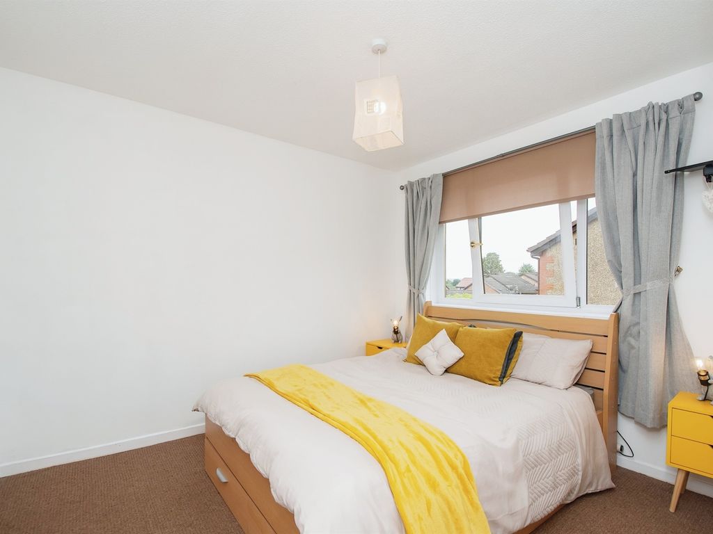 4 bed semi-detached house for sale in Aurs Glen, Barrhead, Glasgow G78, £220,000
