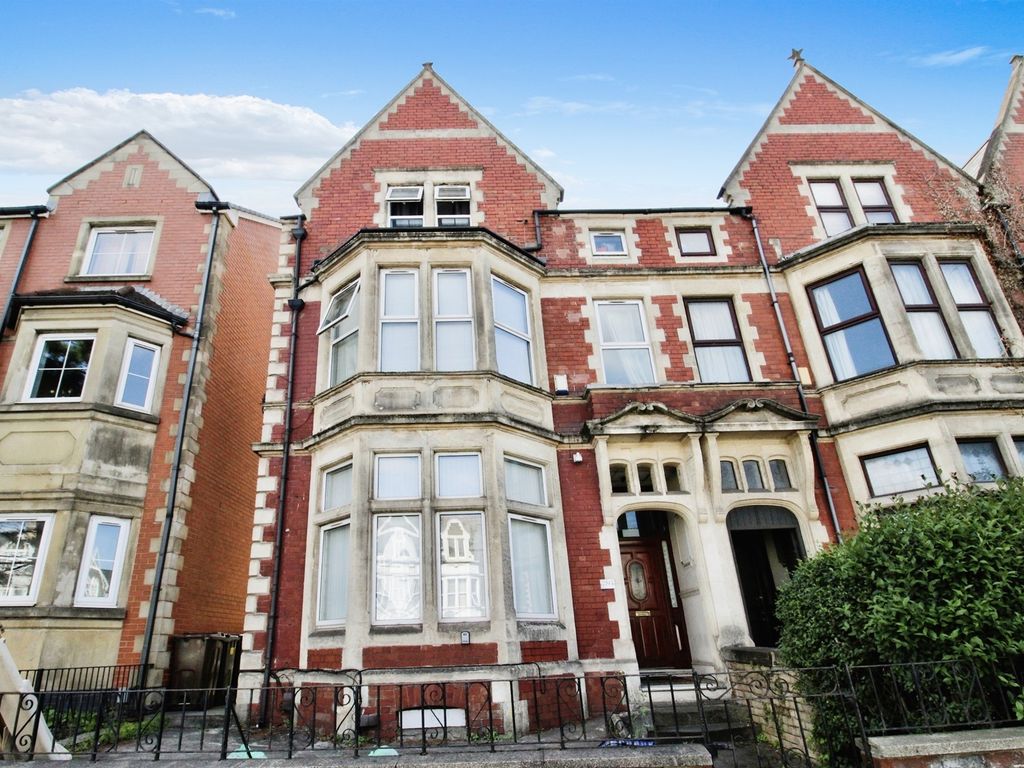 1 bed flat for sale in Newport Road, Roath, Cardiff CF24, £100,000