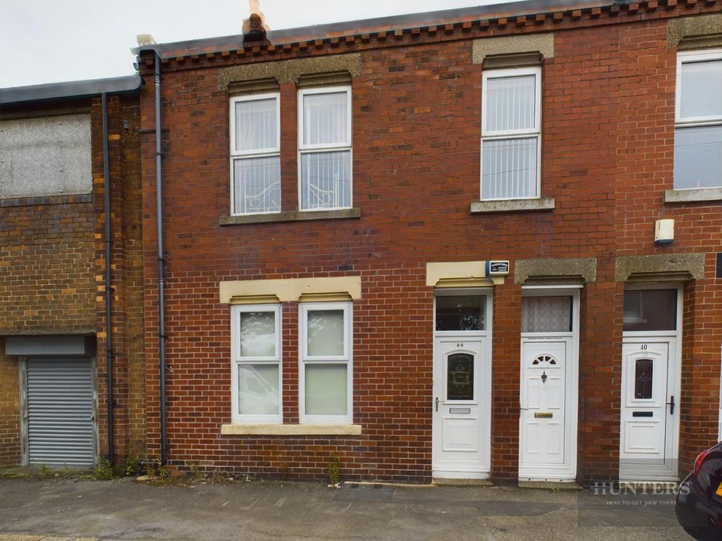 2 bed flat for sale in Westburn Terrace, Roker, Sunderland SR6, £79,950