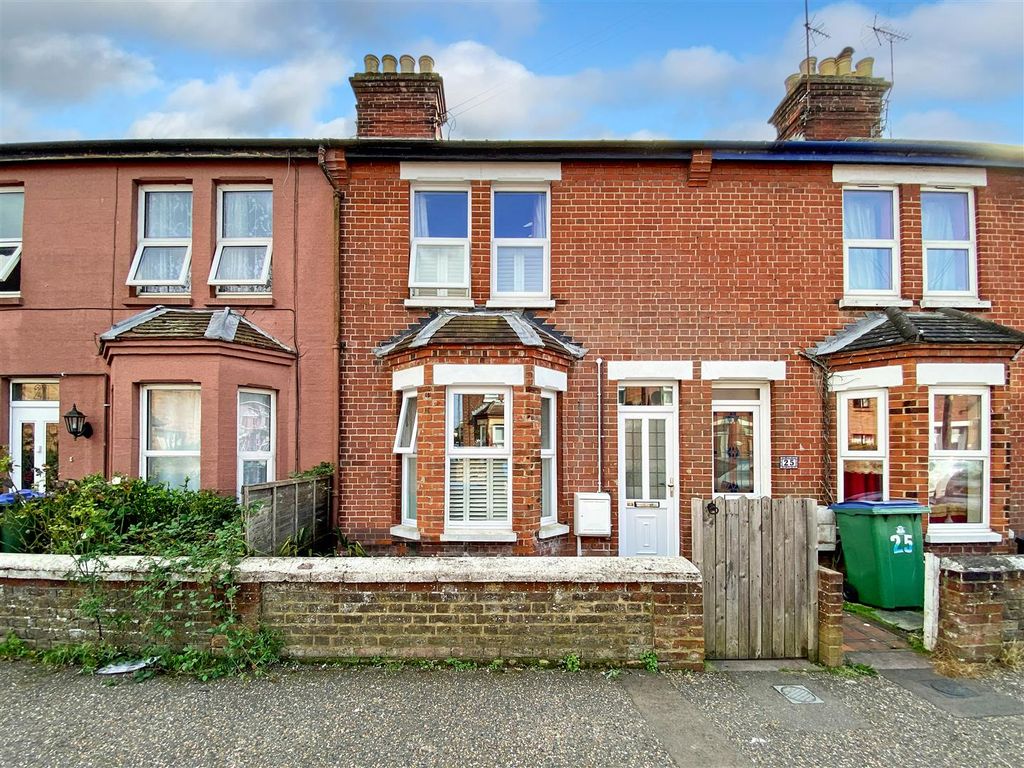 3 bed terraced house for sale in Linden Road, Littlehampton BN17, £290,000