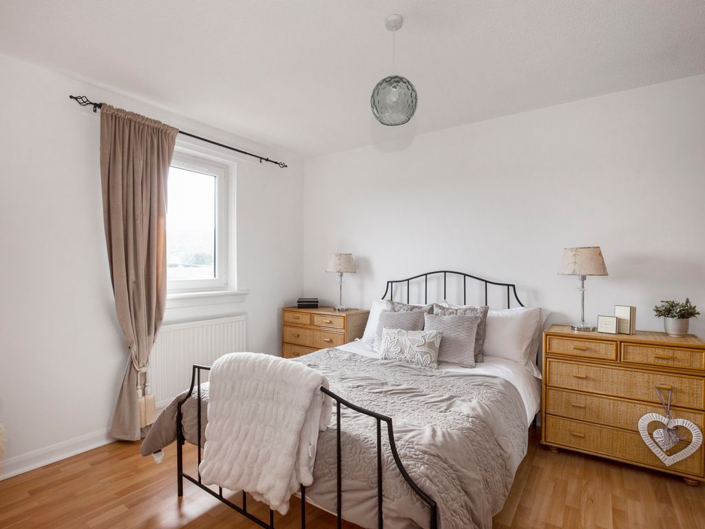 2 bed flat for sale in Flat 5, 47, North Meggetland, Edinburgh EH14, £250,000