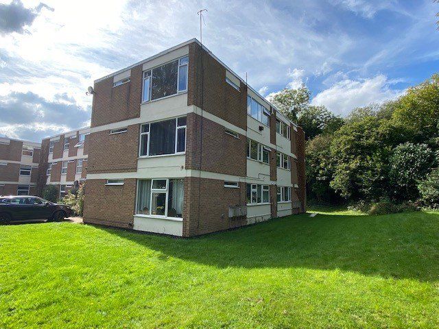 2 bed flat for sale in Millfield Court, Henley In Arden, Warks B95, £179,950