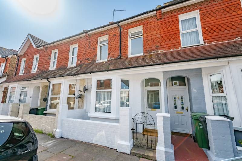 2 bed terraced house for sale in Dursley Road, Eastbourne BN22, £260,000