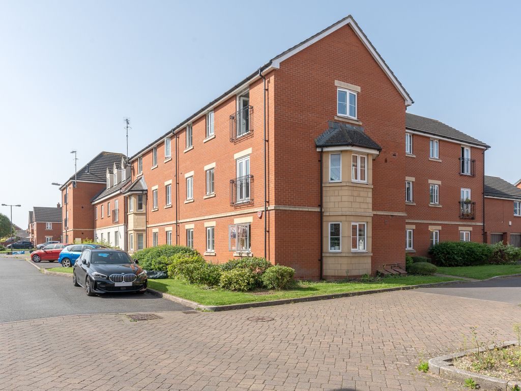 2 bed flat for sale in Wordsworth Road, Horfield, Bristol BS7, £225,000