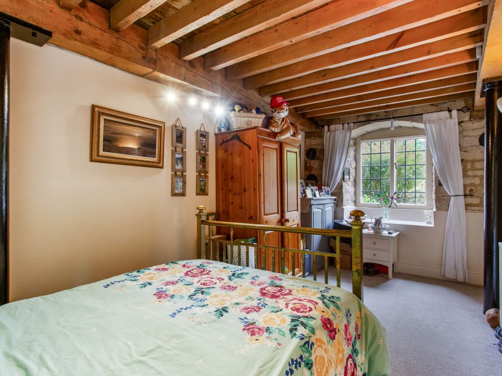 2 bed maisonette for sale in Dunkirk Mills, Stroud GL5, £260,000