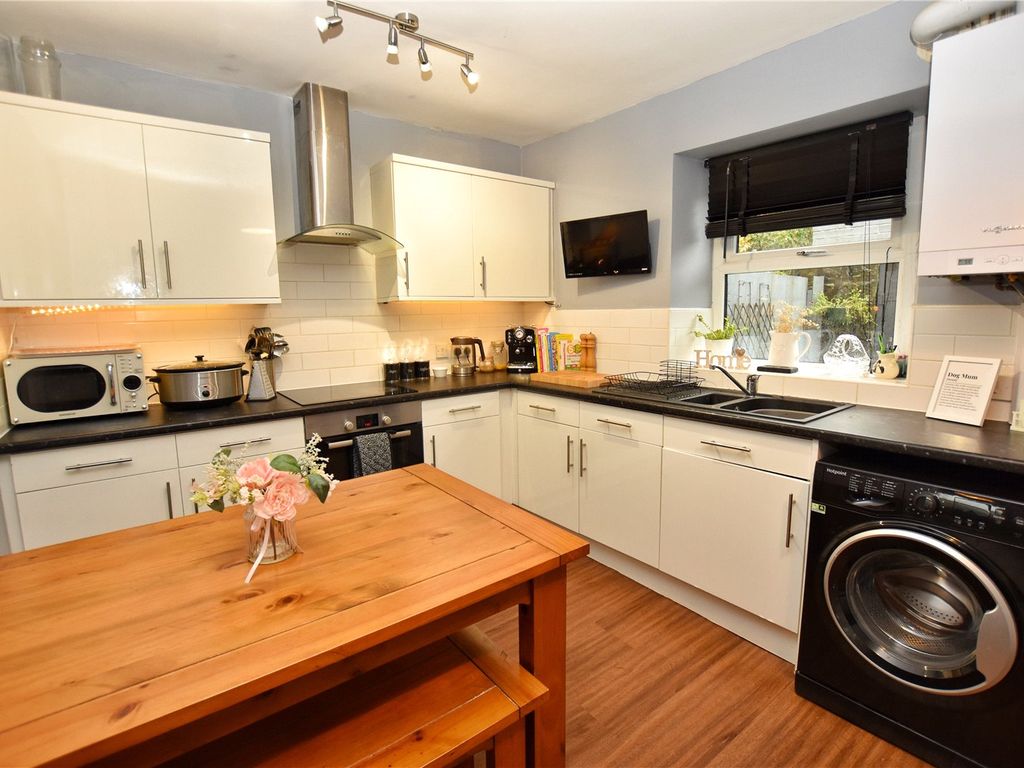 2 bed terraced house for sale in Chunal Lane, Glossop, Derbyshire SK13, £194,950