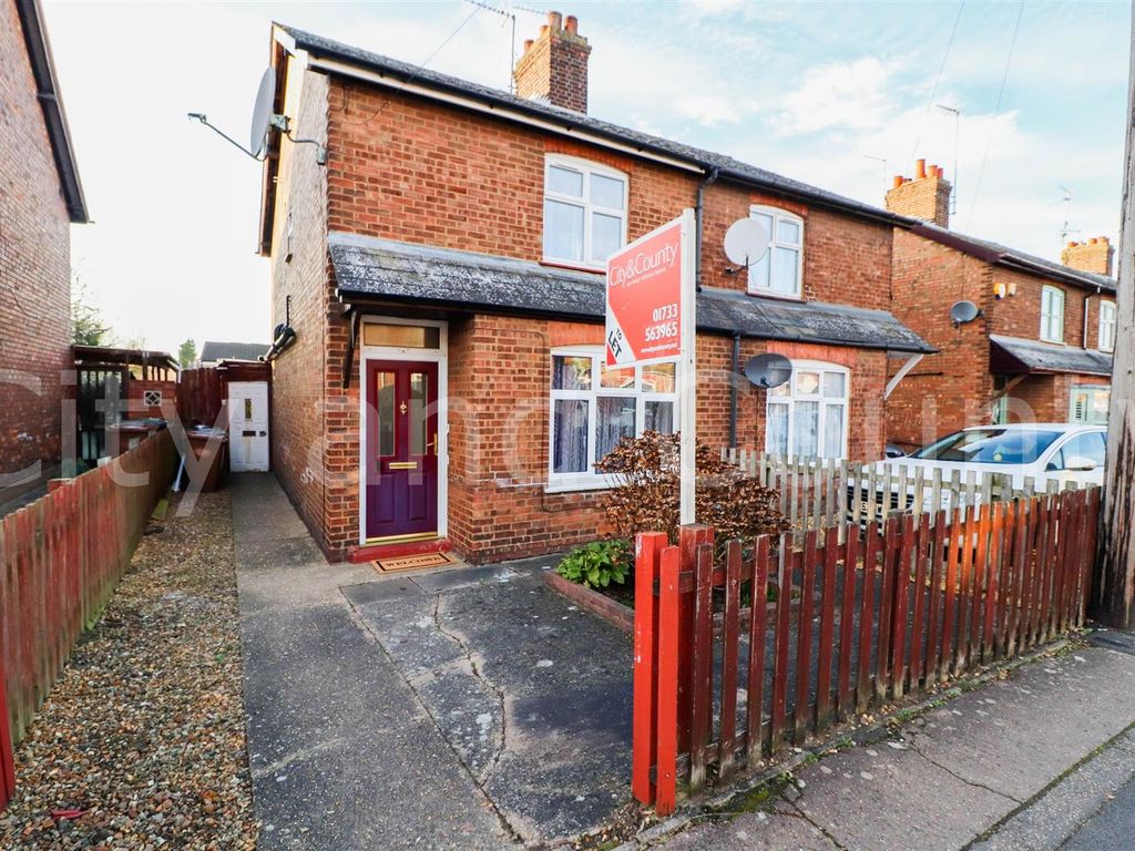2 bed semi-detached house for sale in Wootton Avenue, Peterborough PE2, £200,000