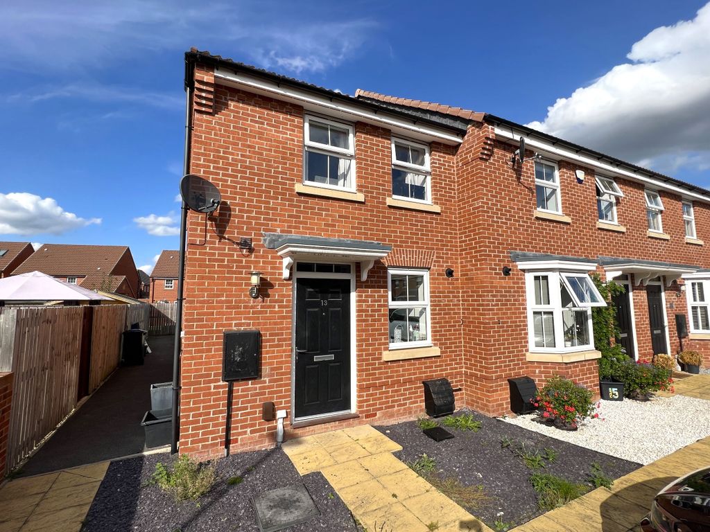 2 bed terraced house for sale in Willow Place, Knaresborough HG5, £235,000
