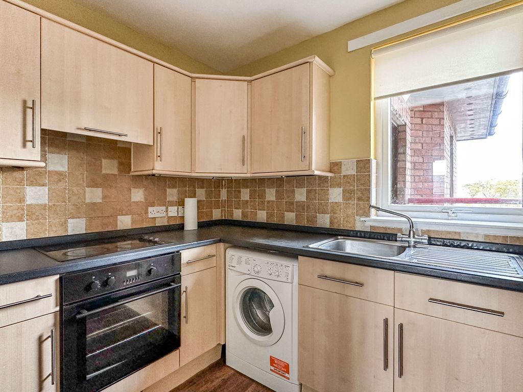 1 bed flat for sale in Dalblair Road, Ayr KA7, £60,000