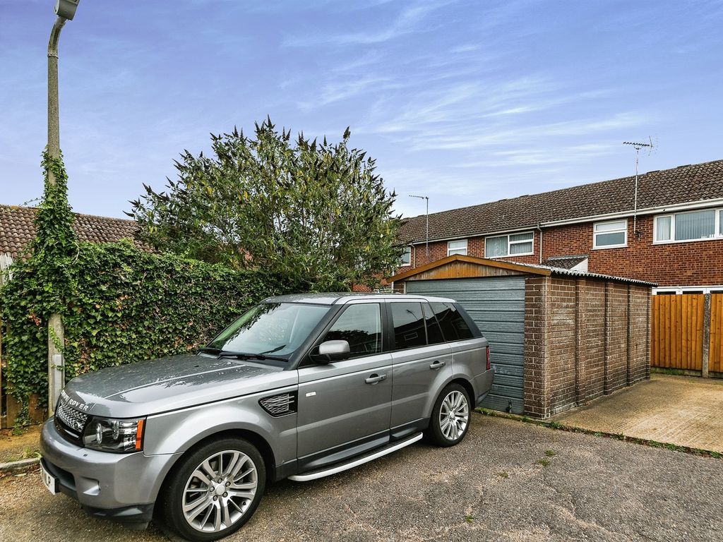 3 bed terraced house for sale in Spring Sedge, King's Lynn PE30, £235,000