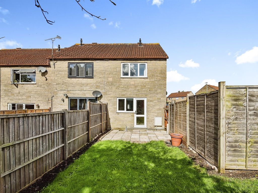 2 bed end terrace house for sale in The Cooperage, Frome BA11, £235,000