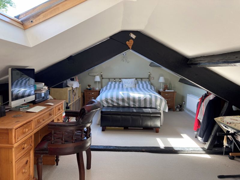 3 bed flat for sale in Main Street, Sedbergh LA10, £200,000