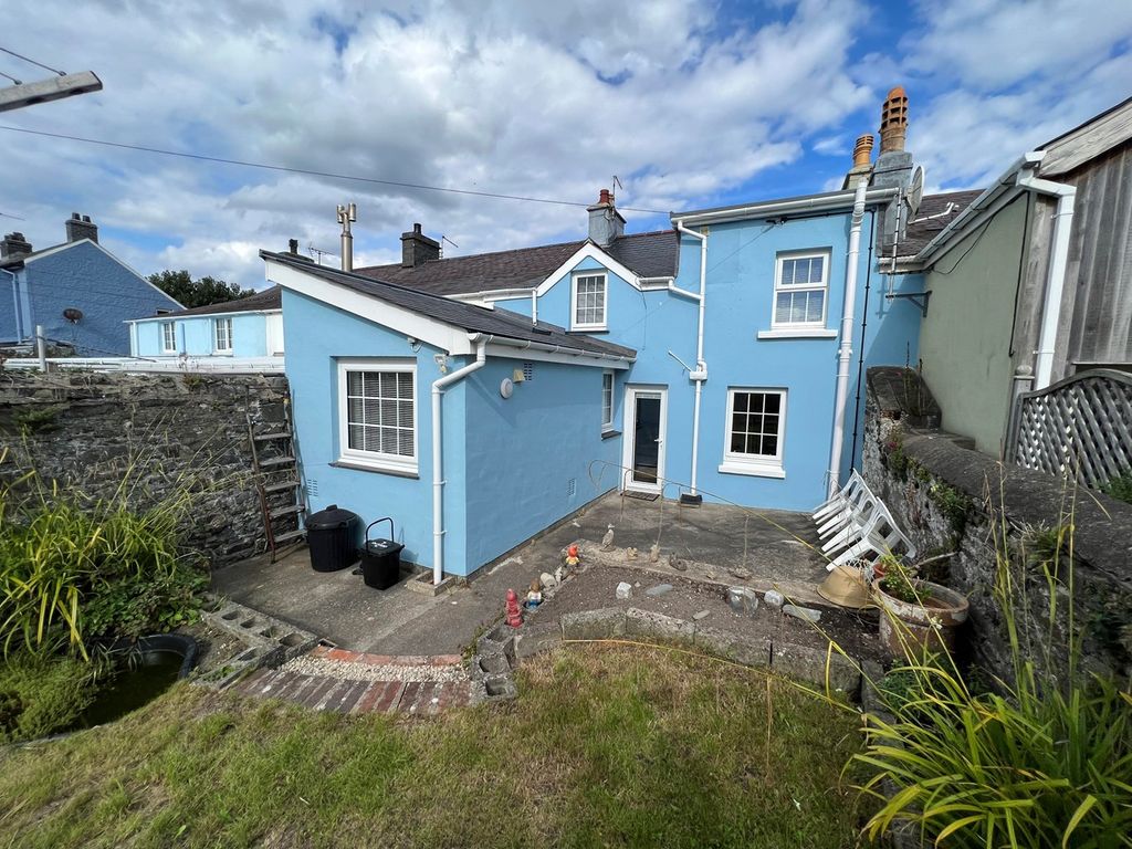 3 bed town house for sale in 7 Oxford Street, Aberaeron SA46, £325,000