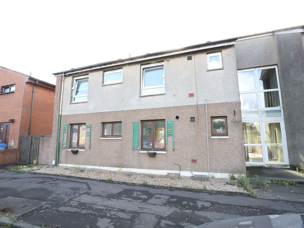 2 bed flat for sale in Main Street, Crosshill, Lochgelly KY5, £50,000