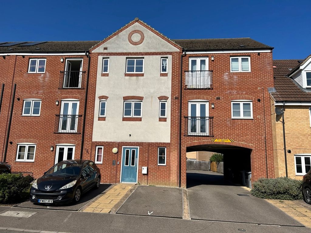 2 bed flat for sale in Manning Road, Bourne PE10, £130,000