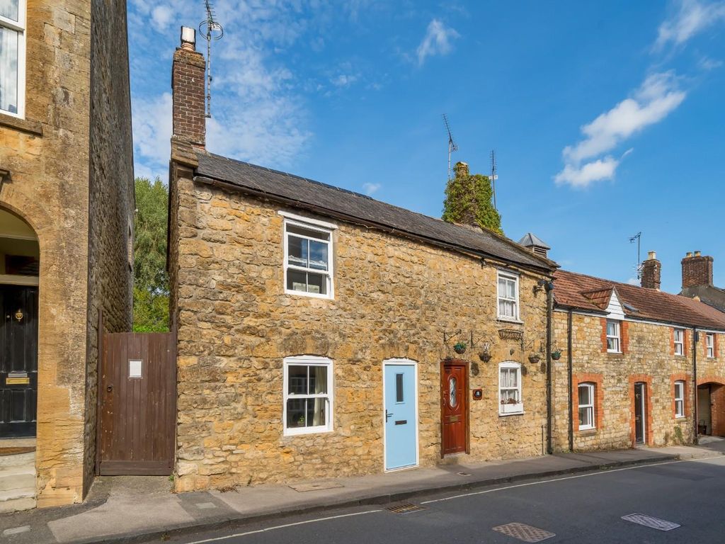2 bed end terrace house for sale in Newland, Sherborne DT9, £280,000