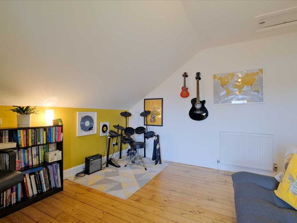 2 bed flat for sale in Portland Park, Hamilton ML3, £184,995