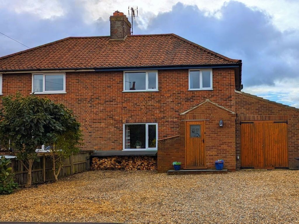 3 bed semi-detached house for sale in Station Road, North Walsham NR28, £300,000