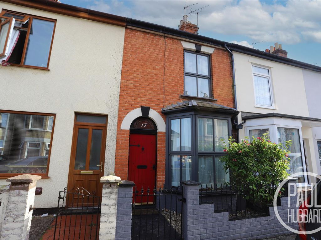 2 bed terraced house for sale in Beaconsfield Road, Kirkley NR33, £150,000