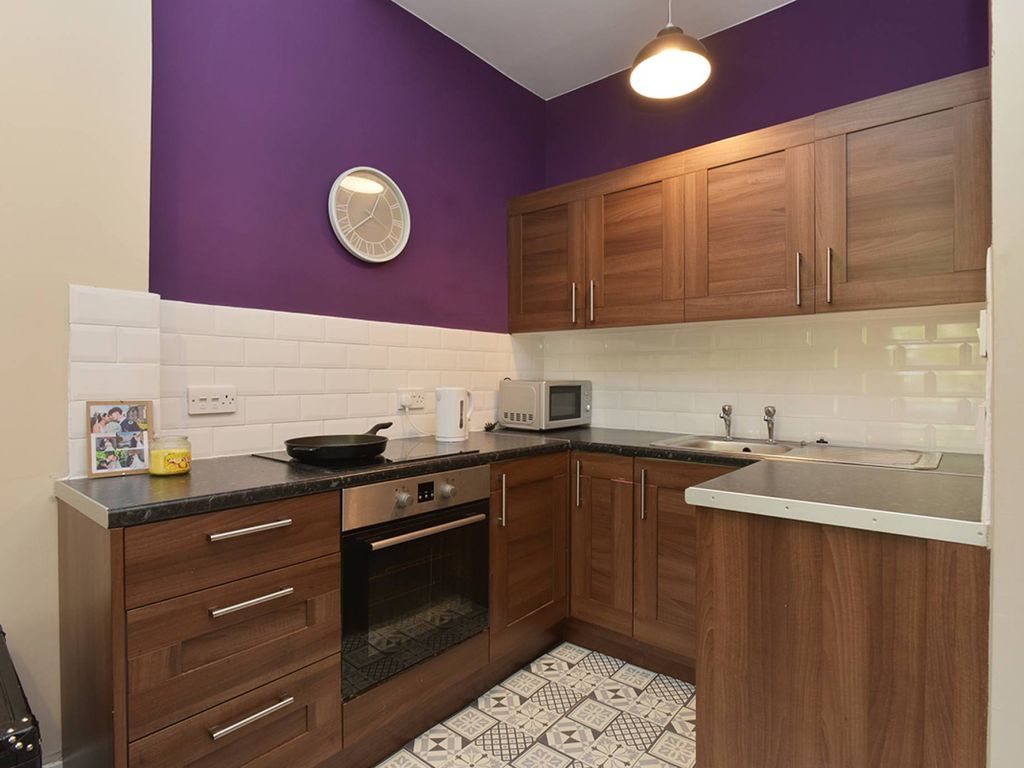 2 bed flat for sale in Brunswick Road, Leith, Edinburgh EH7, £230,000