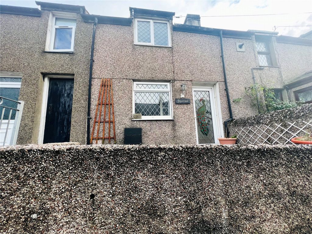 2 bed terraced house for sale in Caernarvon Road, Pwllheli, Gwynedd LL53, £125,000
