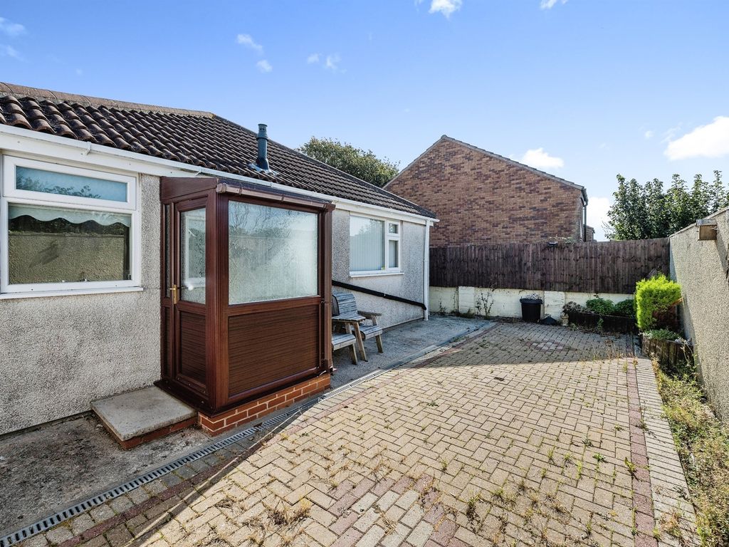 2 bed detached bungalow for sale in Sandpiper Road, Porthcawl CF36, £330,000