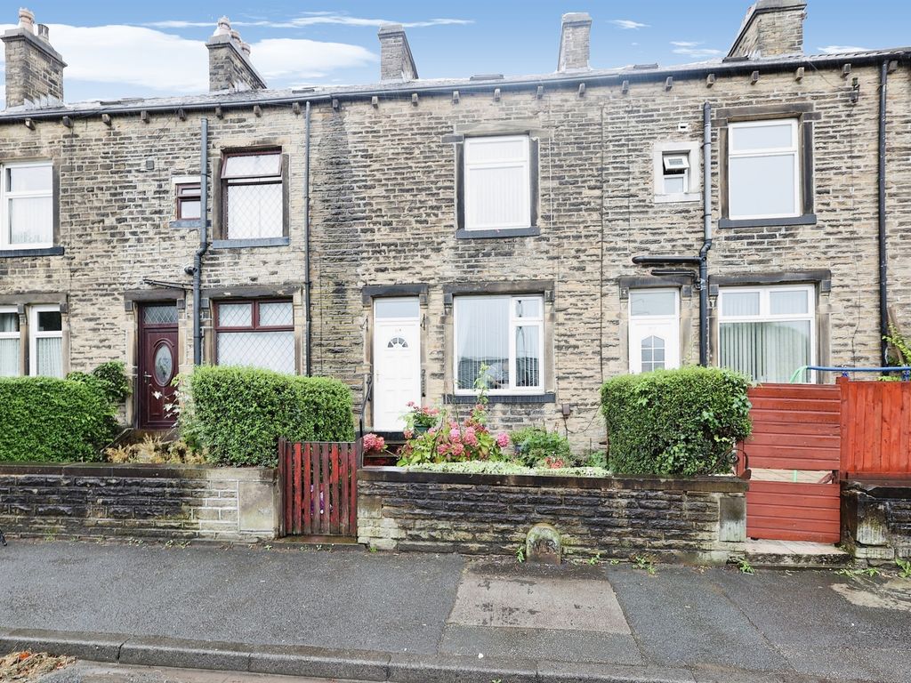2 bed terraced house for sale in Bradford Road, Keighley BD21, £110,000