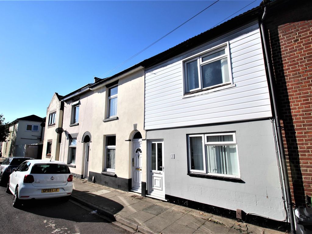 2 bed terraced house for sale in St. Stephens Road, Portsmouth PO2, £220,000