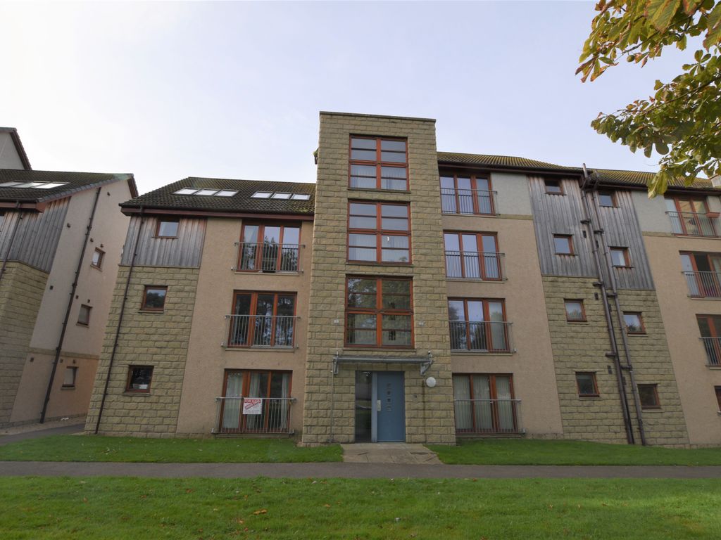 2 bed flat for sale in Elgin IV30, £110,000